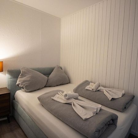 Schoene Wohnung Fuer 4 Gaeste An Der Eilenriede Mit Kostenlosen Parkplaetzen Hannover Buitenkant foto