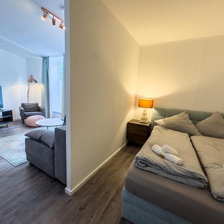 Schoene Wohnung Fuer 4 Gaeste An Der Eilenriede Mit Kostenlosen Parkplaetzen Hannover Buitenkant foto