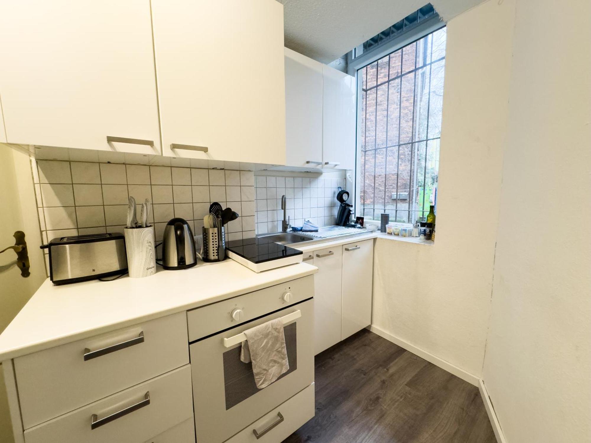 Schoene Wohnung Fuer 4 Gaeste An Der Eilenriede Mit Kostenlosen Parkplaetzen Hannover Buitenkant foto