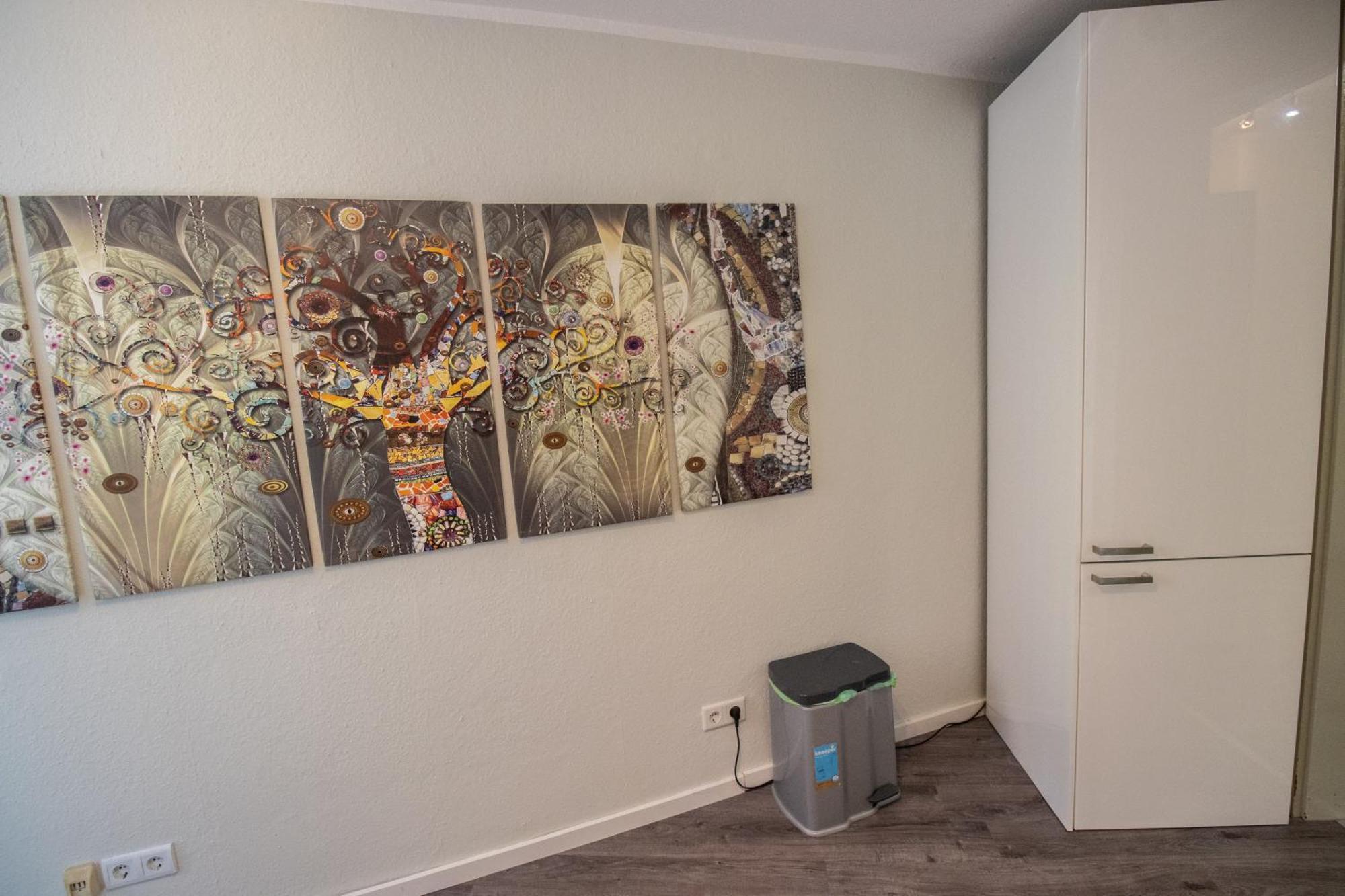 Schoene Wohnung Fuer 4 Gaeste An Der Eilenriede Mit Kostenlosen Parkplaetzen Hannover Buitenkant foto